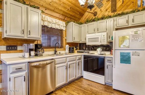 Tiny photo for 2308 Summer Lane, Sevierville, TN 37876 (MLS # 1343426)