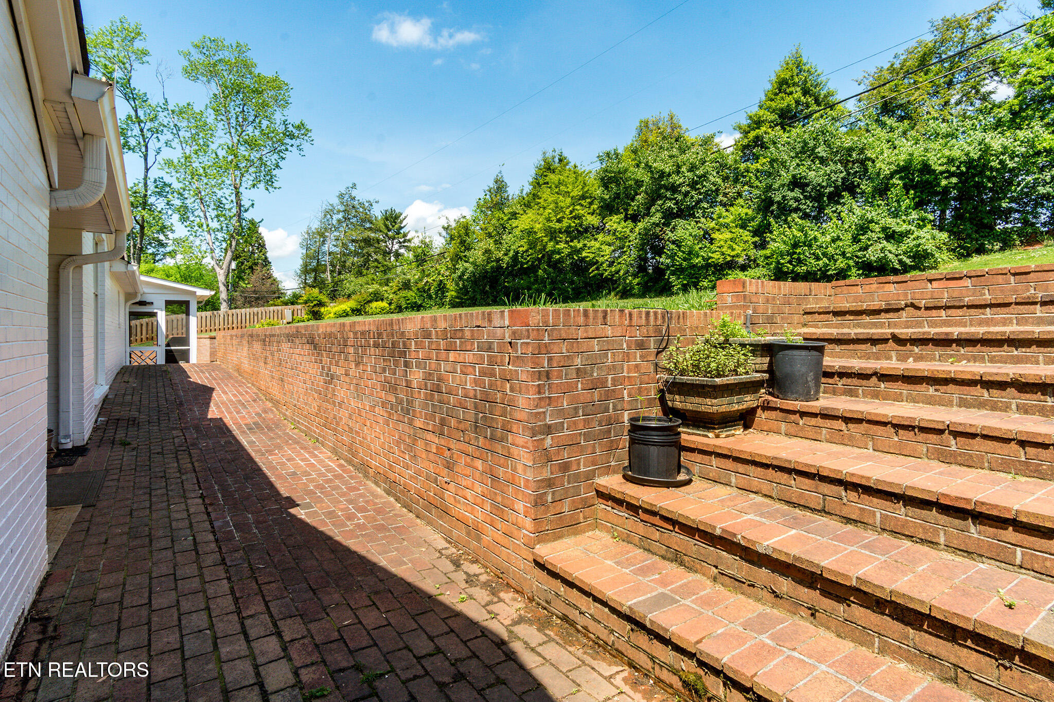 Knoxville, Tennessee 37919, United States, 4 Bedrooms Bedrooms, ,4 BathroomsBathrooms,Residential,Active,117499