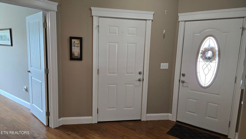 Photo of 292 Woodgate Drive, Crossville, TN 38571 (MLS # 1306673)