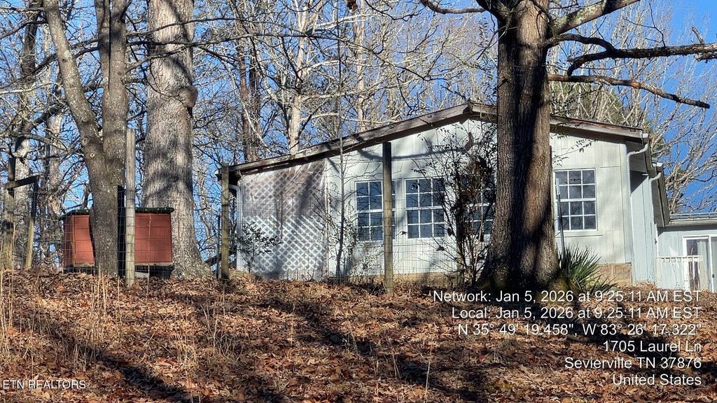 Photo of 1711 Laurel Lane Lane, Sevierville, TN 37876 (MLS # 1325415)