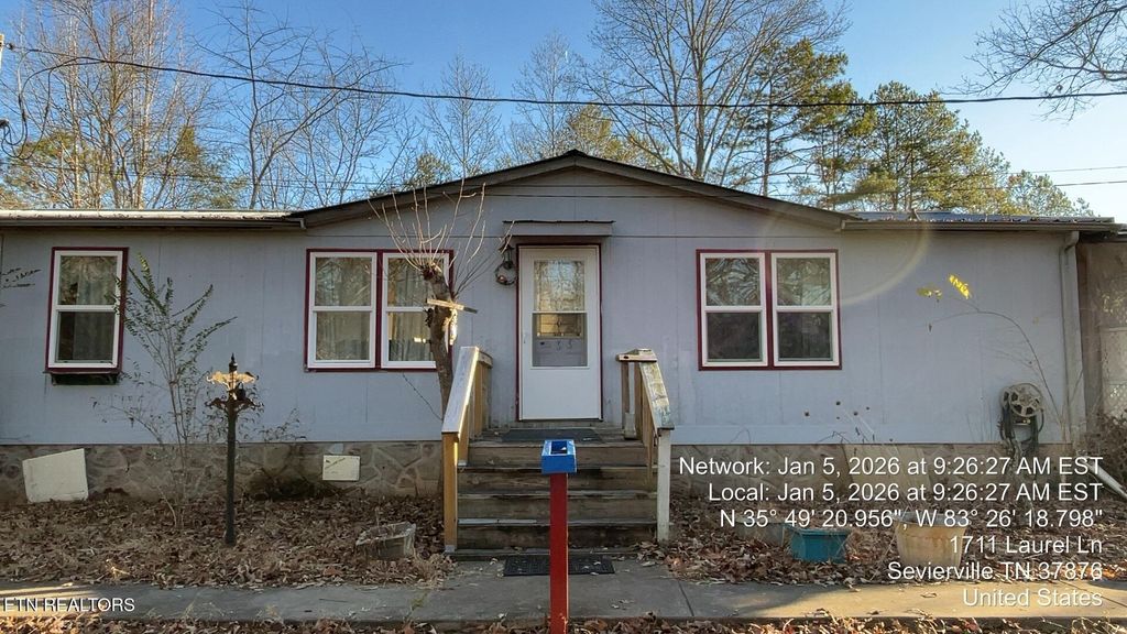 Photo of 1711 Laurel Lane Lane, Sevierville, TN 37876 (MLS # 1325415)