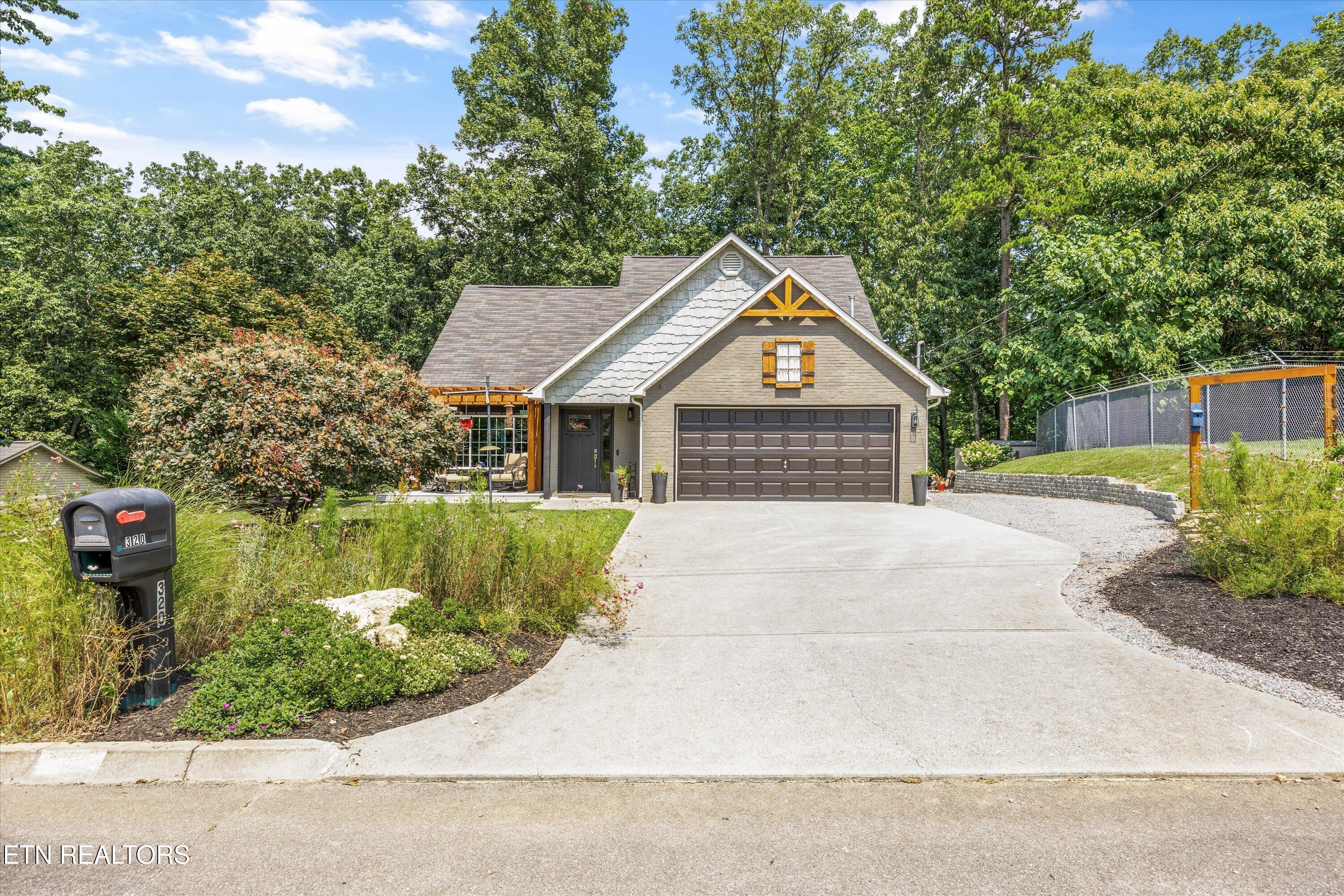 320 Crestwood Drive