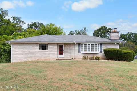 Photo of 217 Linford Rd, Knoxville, TN 37920 (MLS # 1355025)