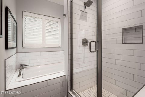 Tiny photo for 115 Willow Ave #204, Knoxville, TN 37915 (MLS # 1341402)