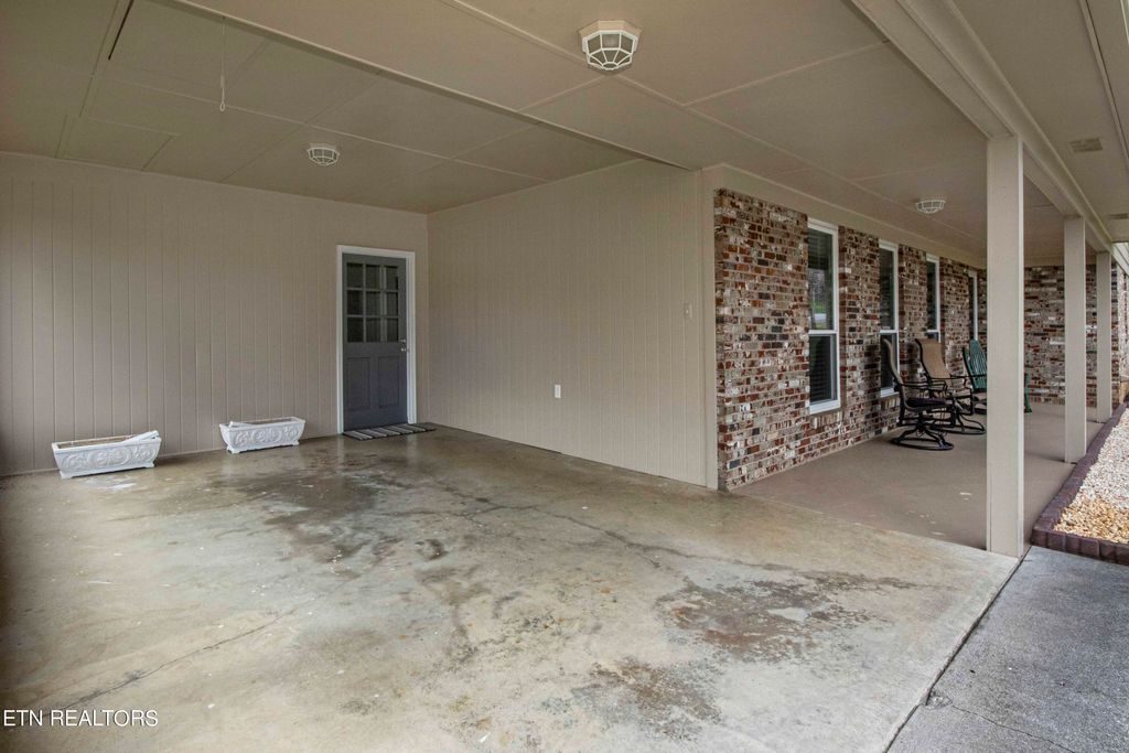 Photo of 4523 Green Castle Rd, Louisville, TN 37777 (MLS # 1255243)