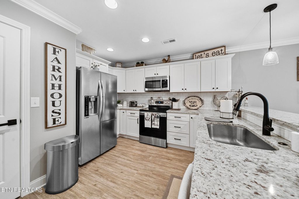 Photo of 7018 Poskita Lane, Corryton, TN 37721 (MLS # 1268475)