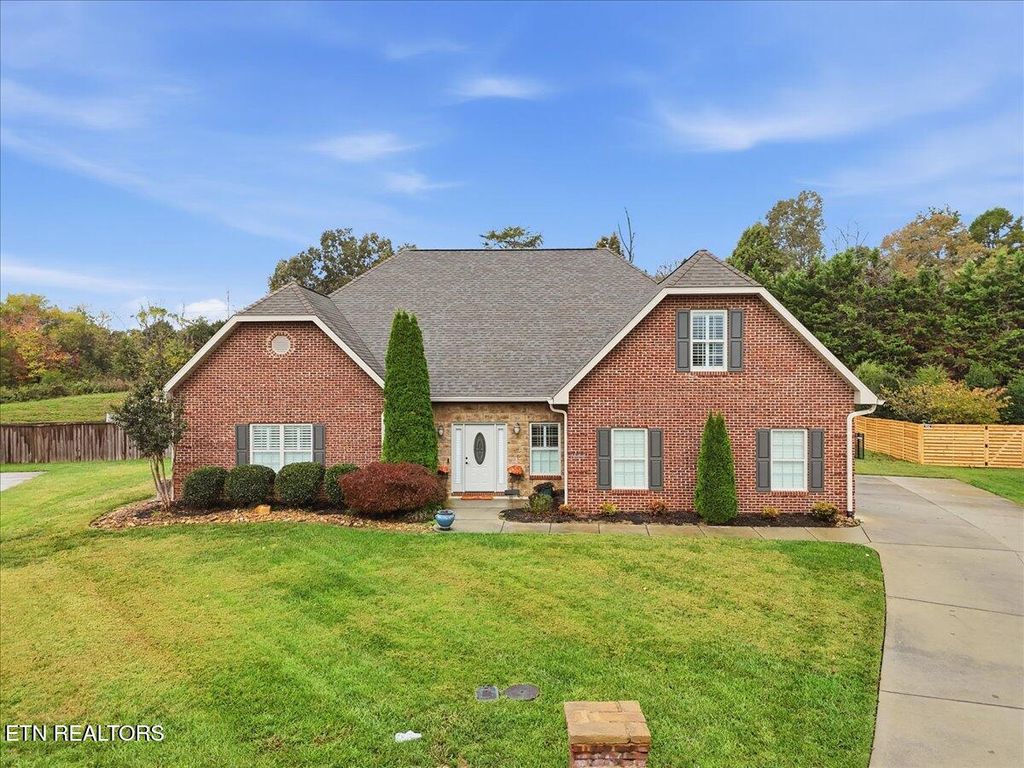 Photo of 1144 Linford Circle, Alcoa, TN 37701 (MLS # 1317249)