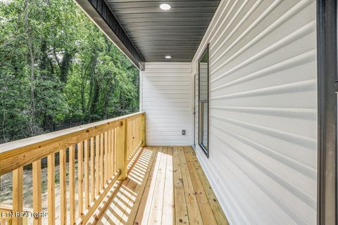 Tiny photo for 136 W Moody Ave, Knoxville, TN 37920 (MLS # 1354849)