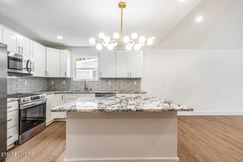 Tiny photo for 136 W Moody Ave, Knoxville, TN 37920 (MLS # 1354849)