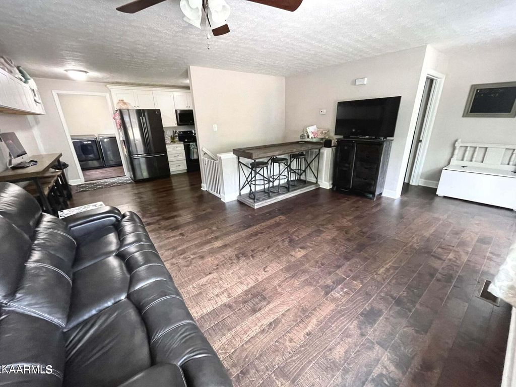 Photo of 3311 Big Cove Lane, Louisville, TN 37777 (MLS # 1218338)