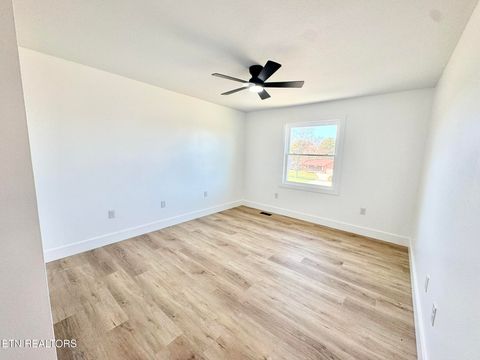 Tiny photo for 114 Happy Ending Lane, Kingston, TN 37763 (MLS # 1335492)