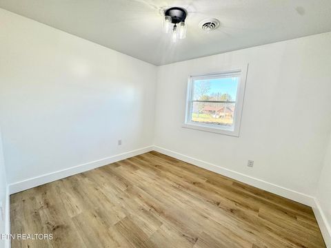 Tiny photo for 114 Happy Ending Lane, Kingston, TN 37763 (MLS # 1335492)