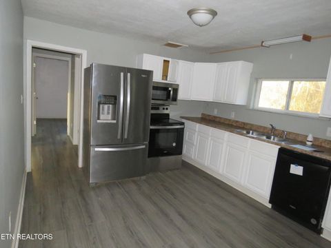 Tiny photo for 218 Lee Vlg, Harriman, TN 37748 (MLS # 1325191)