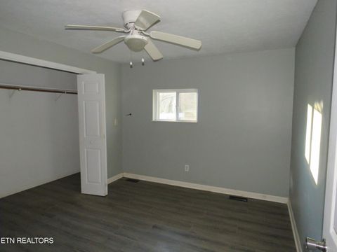 Tiny photo for 218 Lee Vlg, Harriman, TN 37748 (MLS # 1325191)