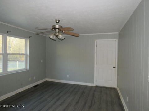 Tiny photo for 218 Lee Vlg, Harriman, TN 37748 (MLS # 1325191)