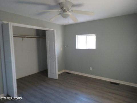 Tiny photo for 218 Lee Vlg, Harriman, TN 37748 (MLS # 1325191)