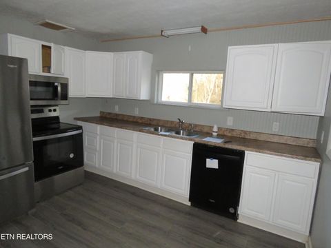 Tiny photo for 218 Lee Vlg, Harriman, TN 37748 (MLS # 1325191)