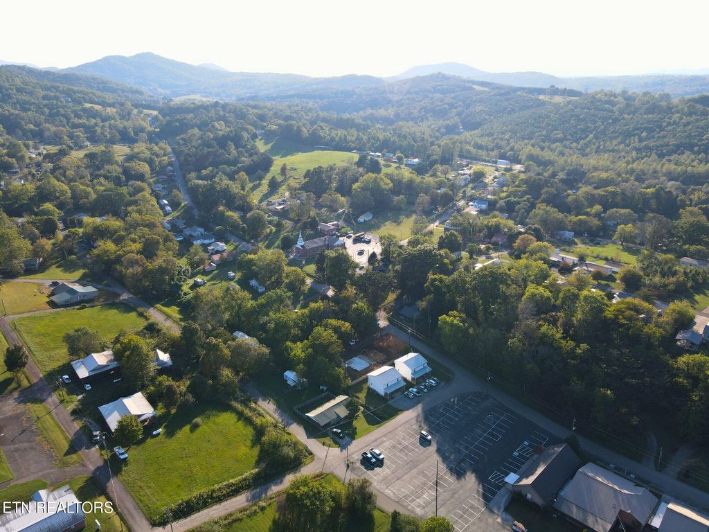 Photo of 410 Scott St, Tellico Plains, TN 37385 (MLS # 1317562)
