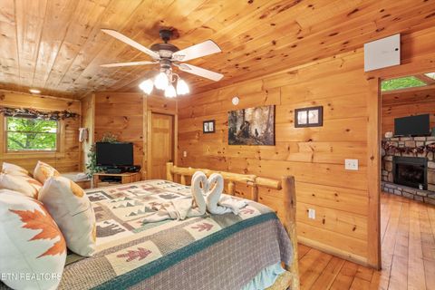 Tiny photo for 2457 N School House Gap Rd, Sevierville, TN 37876 (MLS # 1330181)