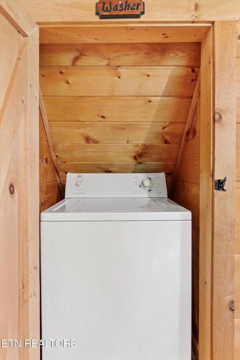 Tiny photo for 2457 N School House Gap Rd, Sevierville, TN 37876 (MLS # 1330181)