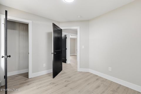 Tiny photo for 1443 Beaumont Ave, Knoxville, TN 37921 (MLS # 1340258)