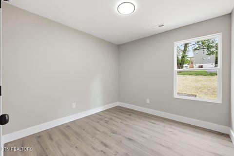 Tiny photo for 1443 Beaumont Ave, Knoxville, TN 37921 (MLS # 1340258)