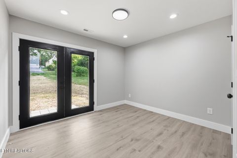 Tiny photo for 1443 Beaumont Ave, Knoxville, TN 37921 (MLS # 1340258)