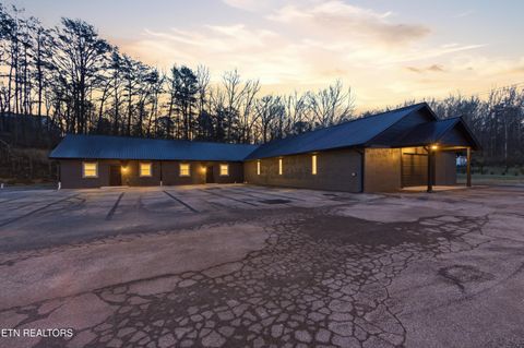 Photo of 140 Tarwater St, Rockwood, TN 37854 (MLS # 1331502)