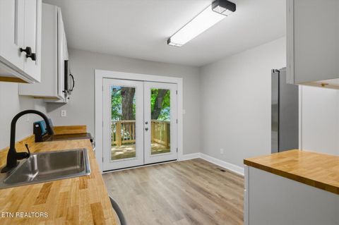 Tiny photo for 505 W College St, Athens, TN 37303 (MLS # 1340558)