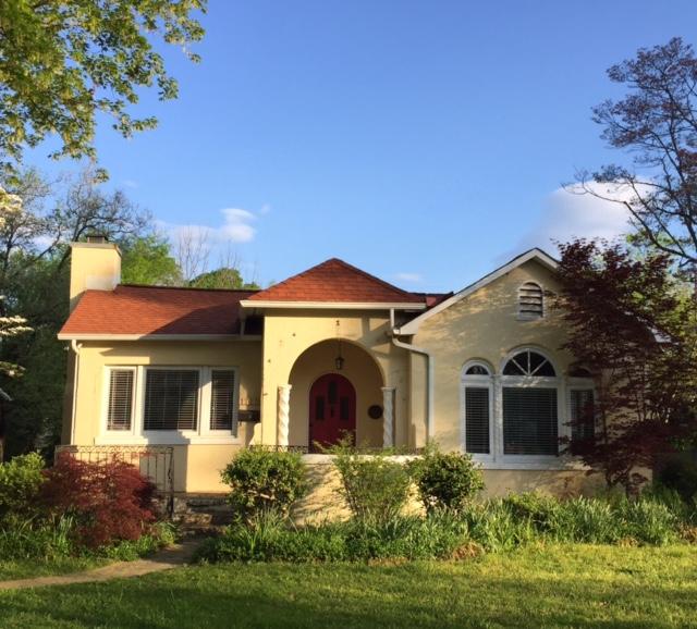 Photo 1 of 18 — 1723 Fairmont Blvd, Knoxville, TN 37917