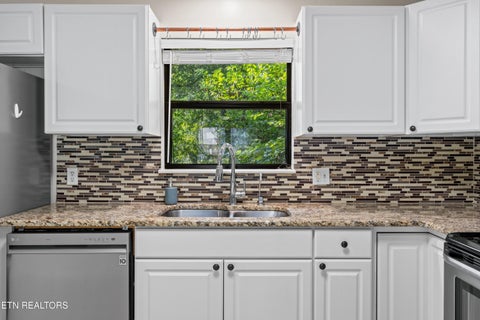 Tiny photo for 7803 Binfield Court, Powell, TN 37849 (MLS # 1355782)