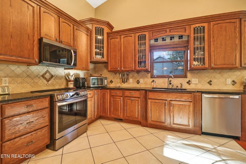 Tiny photo for 31 Thames Court, Fairfield Glade, TN 38558 (MLS # 1359964)