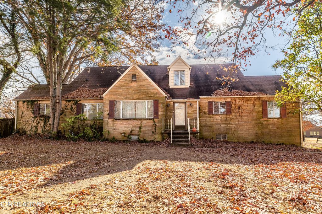 Photo of 597 W Hunt Rd, Alcoa, TN 37701 (MLS # 1246496)
