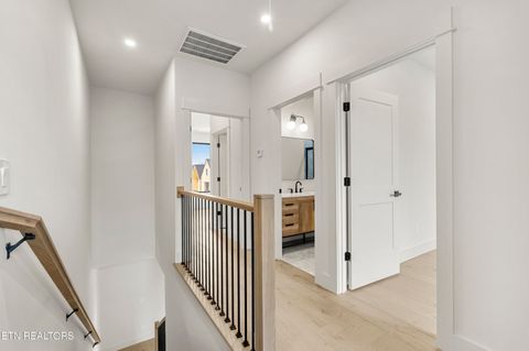 Tiny photo for 808 Vera Valley Way, Knoxville, TN 37919 (MLS # 1331376)