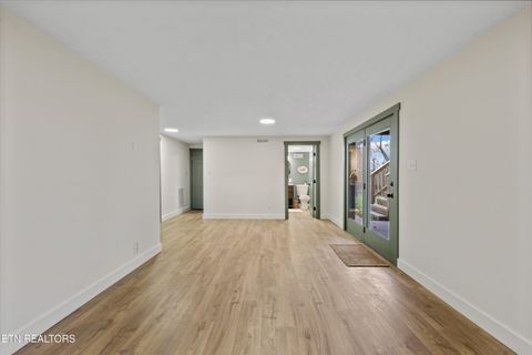 Tiny photo for 609 Coventry Rd, Knoxville, TN 37923 (MLS # 1323553)