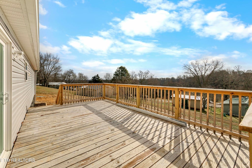Photo of 110 Cumberland Overlook Lane, Jacksboro, TN 37757 (MLS # 1327289)