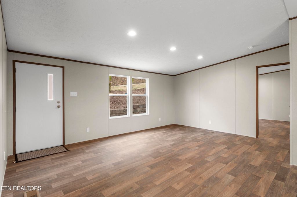 Photo of 110 Cumberland Overlook Lane, Jacksboro, TN 37757 (MLS # 1327289)