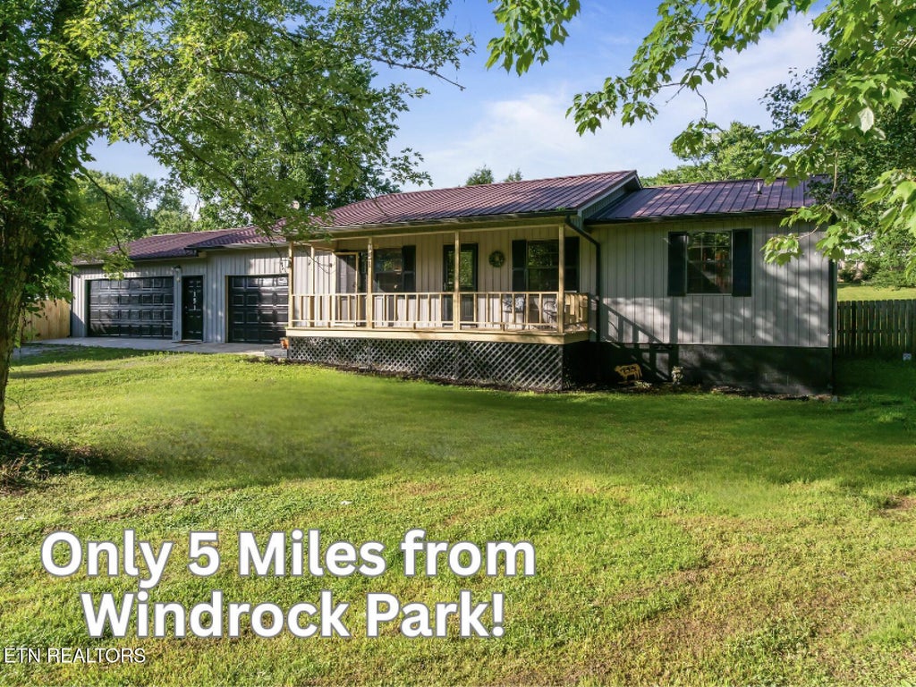 Photo of 151 Pond Rd, Oliver Springs, TN 37840 (MLS # 1342514)