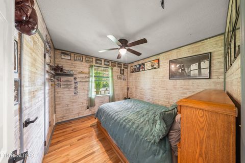 Tiny photo for 151 Pond Rd, Oliver Springs, TN 37840 (MLS # 1342514)