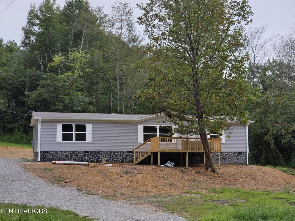 Photo of 9279 Blue Springs Rd, Sweetwater, TN 37874 (MLS # 1314568)