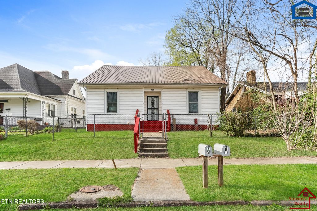 Photo of 515 Ben Hur Ave #B, Knoxville, TN 37915 (MLS # 1334488)