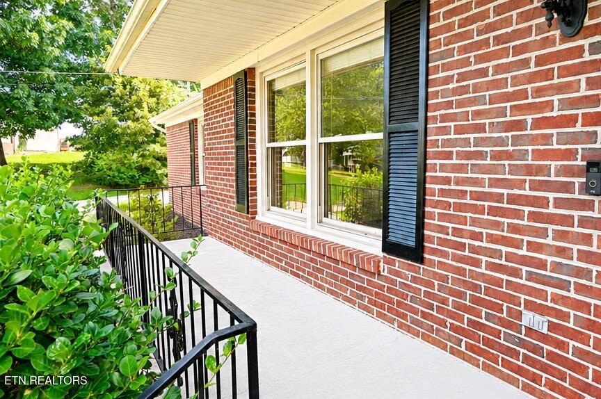 Photo of 603 Lansdale Drive, Maryville, TN 37803 (MLS # 1348602)