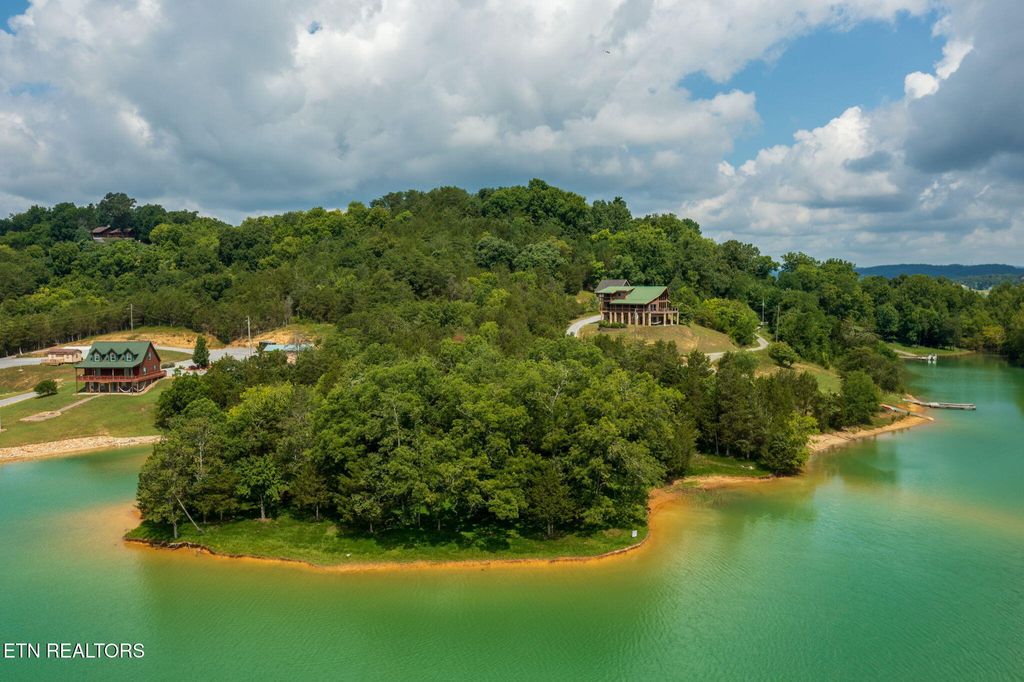 Photo of 3819 Island View Rd, Sevierville, TN 37876 (MLS # 1275096)