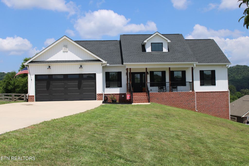 Photo of 5153 Candlewood Court, Maryville, TN 37804 (MLS # 1346641)