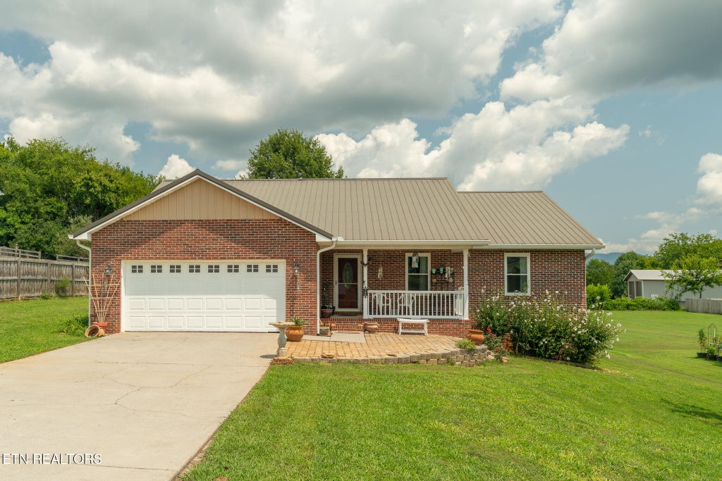 Photo of 750 Meadow Ridge Rd, Walland, TN 37886 (MLS # 1351812)
