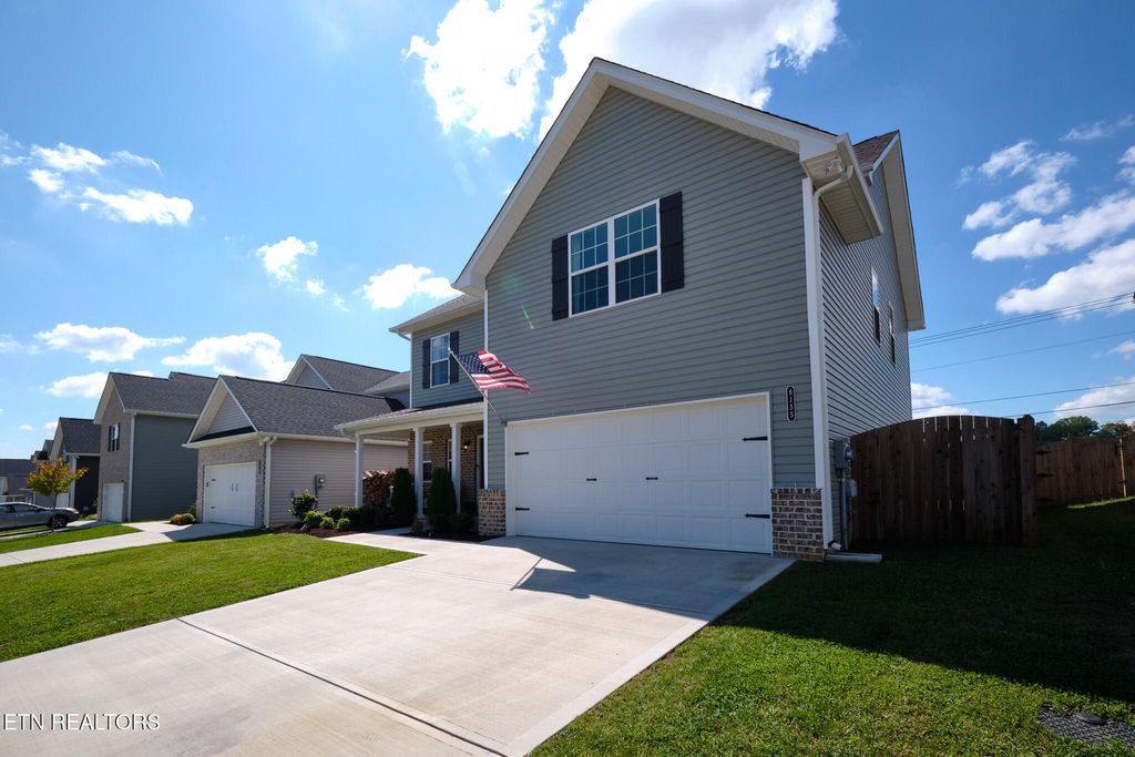Photo of 8155 Zenith Lane, Powell, TN 37849 (MLS # 1317018)