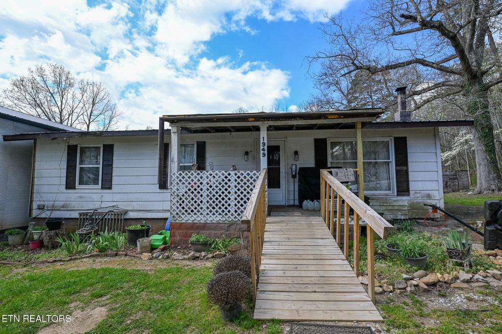 Photo of 1949 Bluff Mountain Rd, Sevierville, TN 37876 (MLS # 1334395)