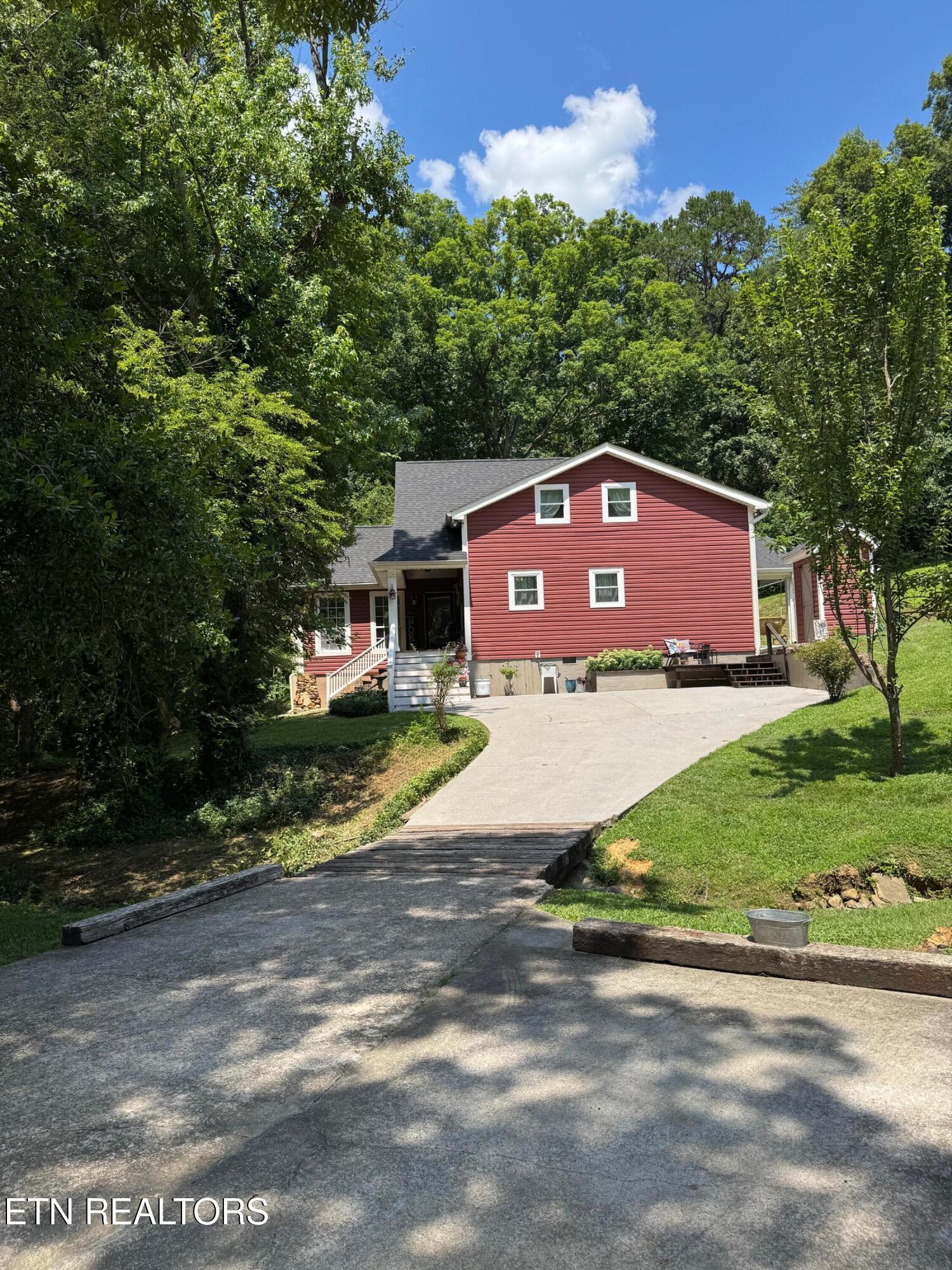 103 Jolly Lane