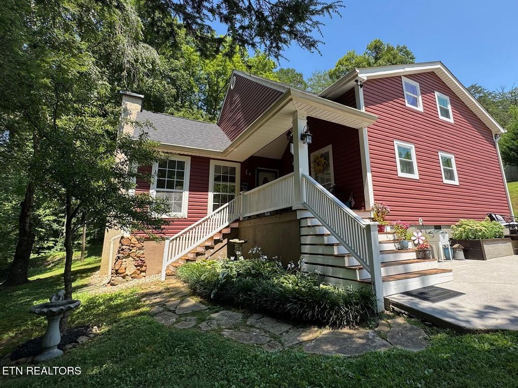 Photo of 103 Jolly Lane, Walland, TN 37886 (MLS # 1307065)