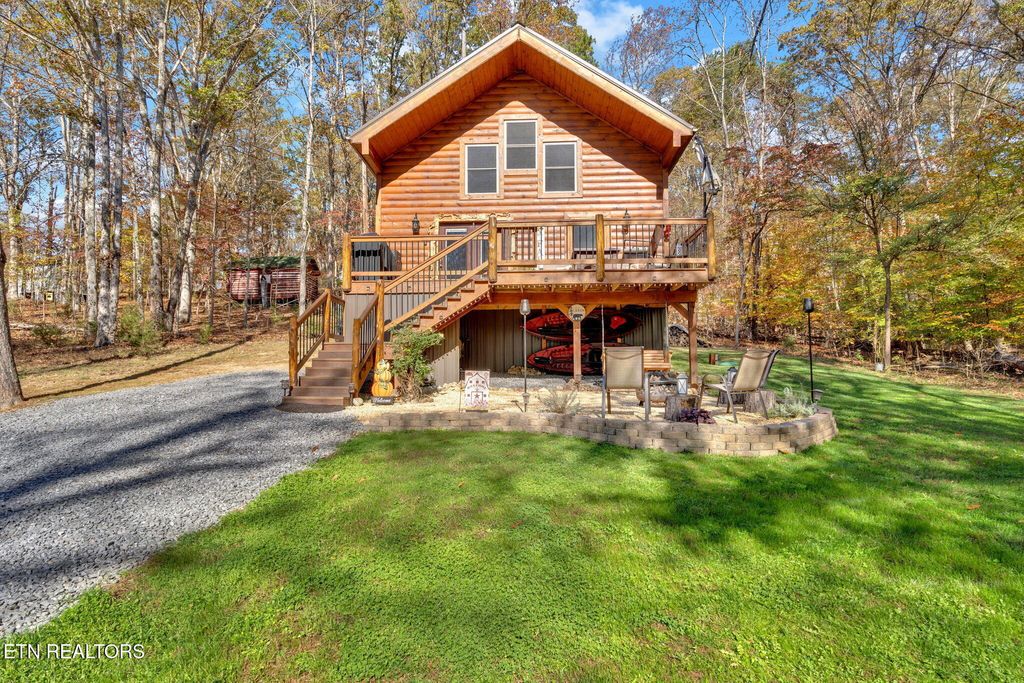 Photo of 1422 Sunbeam Lane, Dandridge, TN 37725 (MLS # 1282754)